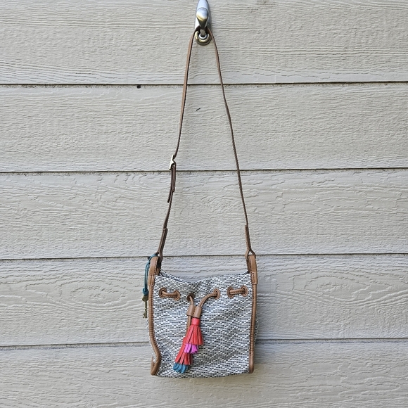 Fossil cream and black woven crossbody bag with multicolor tassel - Picture 1 of 13